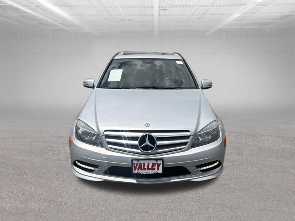 Used 2011 Silver Mercedes-Benz C 300 image 2