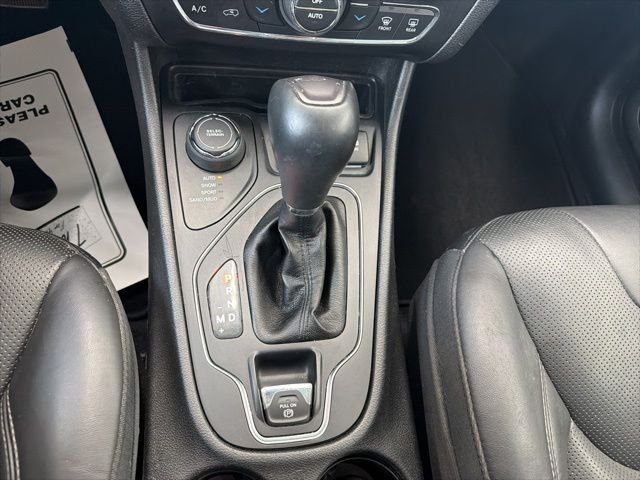 Certified Used 2020 White Jeep Latitude Plus image 23