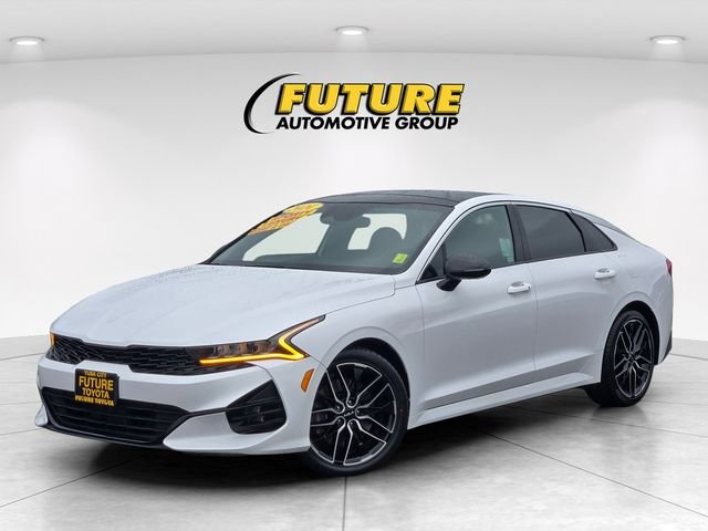 Used 2024 White Kia GT image 7