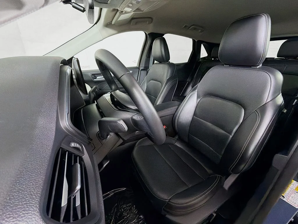 Used 2025 Blue Ford Platinum image 12