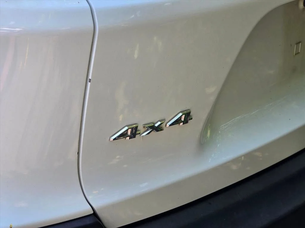 Used 2019 White Jeep Limited image 14