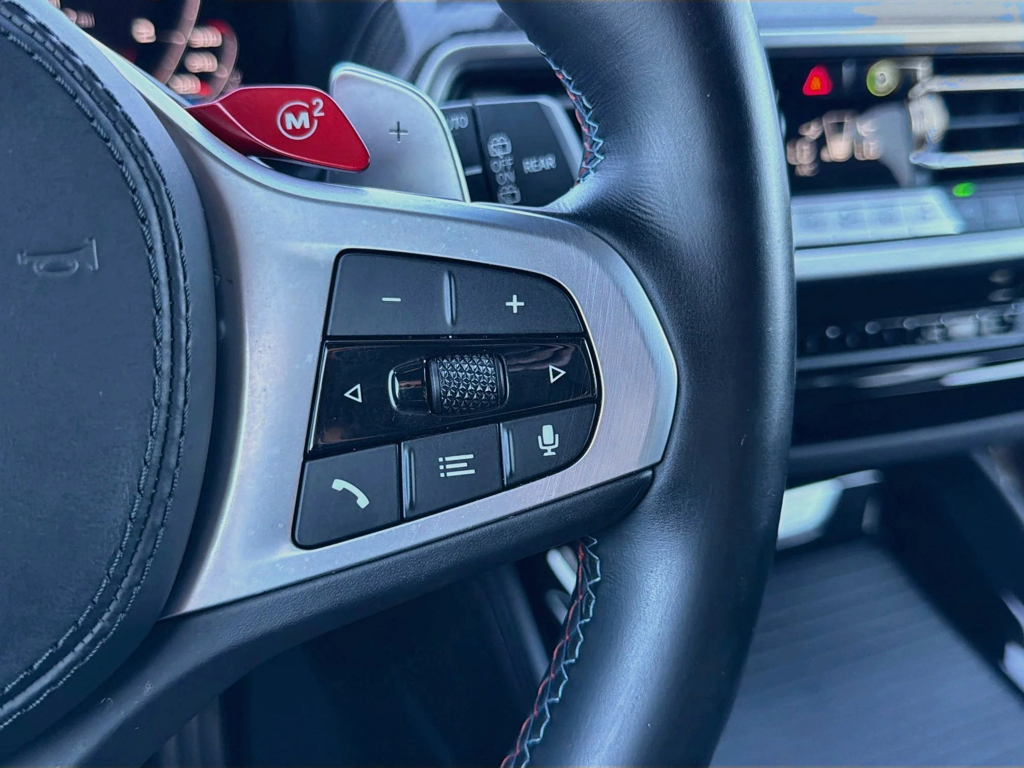 Used 2023 Toronto Red Metallic BMW M image 38
