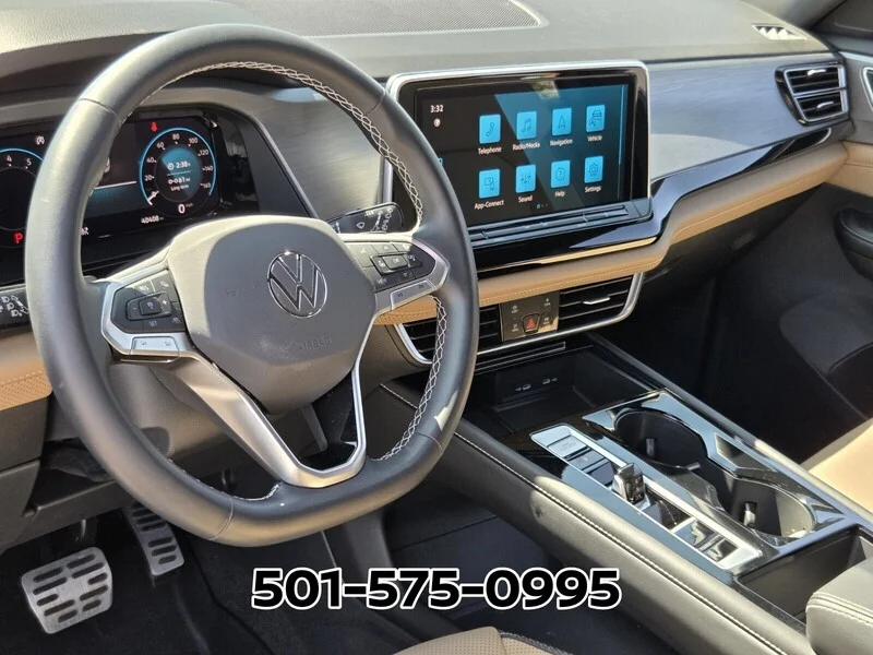 Used 2024 Pure Gray Volkswagen 2.0T SE W/TECHNOLOGY FWD image 9