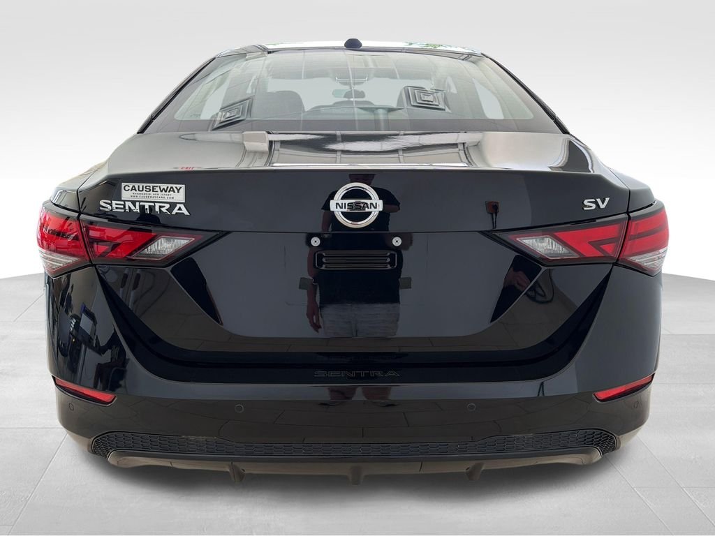 Used 2023 Super Black Nissan SV image 6