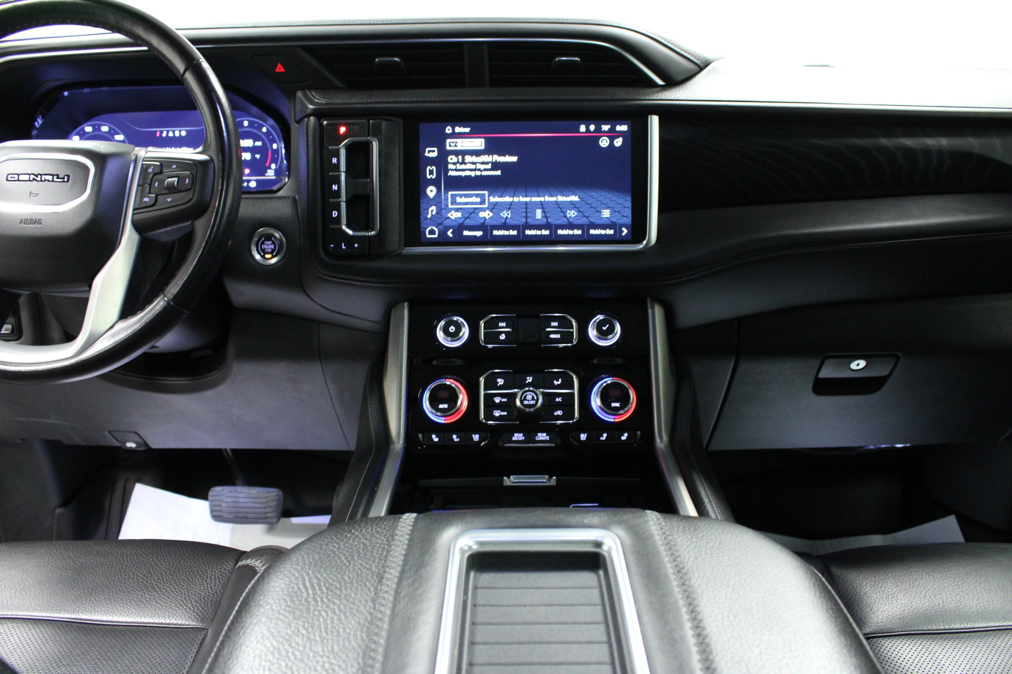 Used 2022 Onyx Black GMC Denali image 20