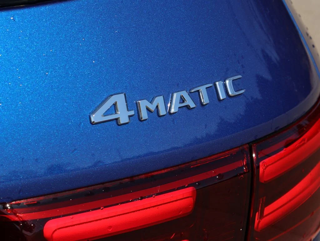 New 2026 Starling Blue Metallic Mercedes-Benz GLB 250 image 9