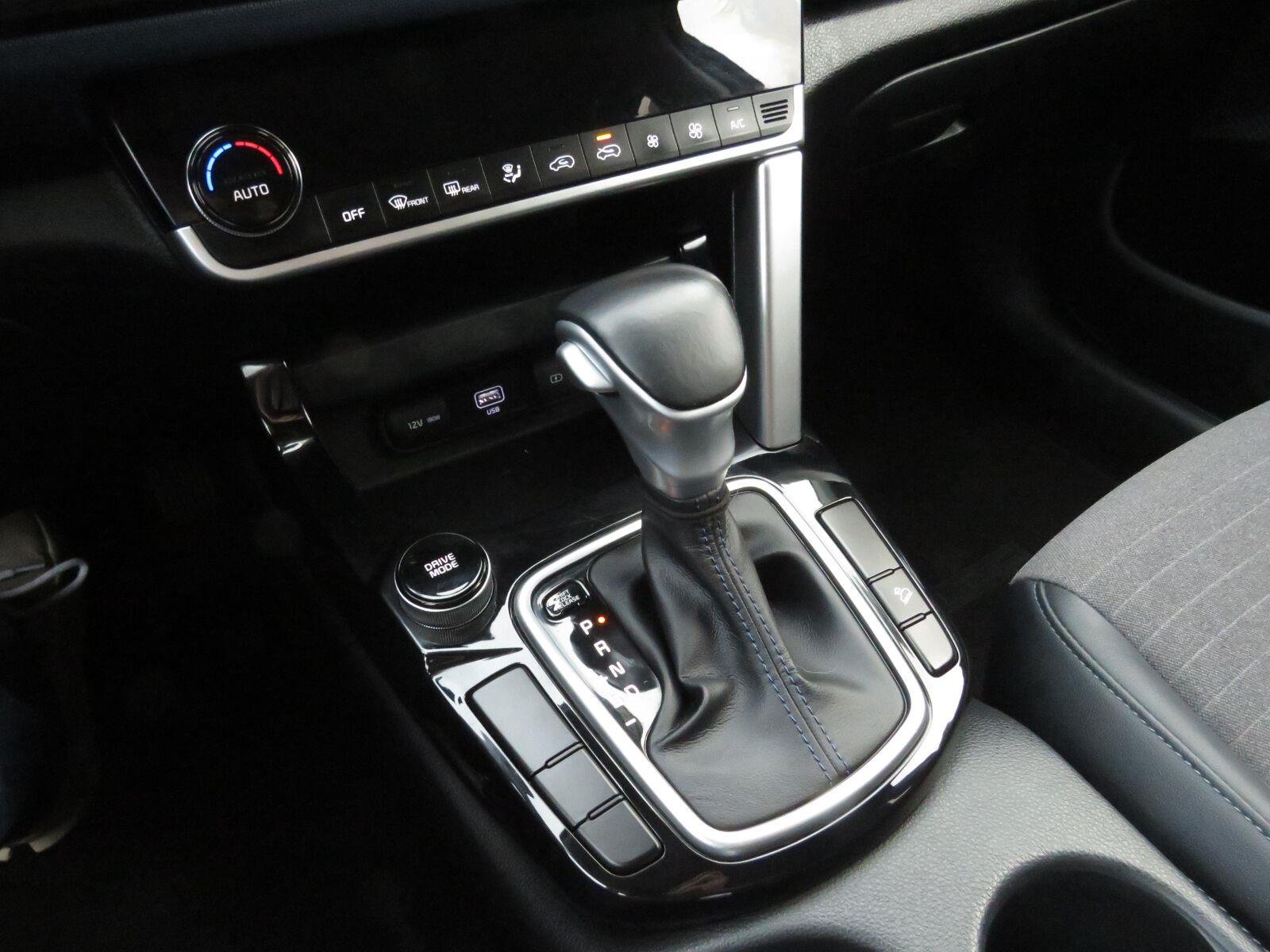 Used 2022 Cherry Black Kia S image 26