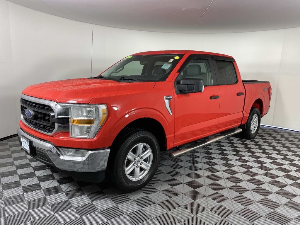 Used 2021 Red Ford XLT image 4