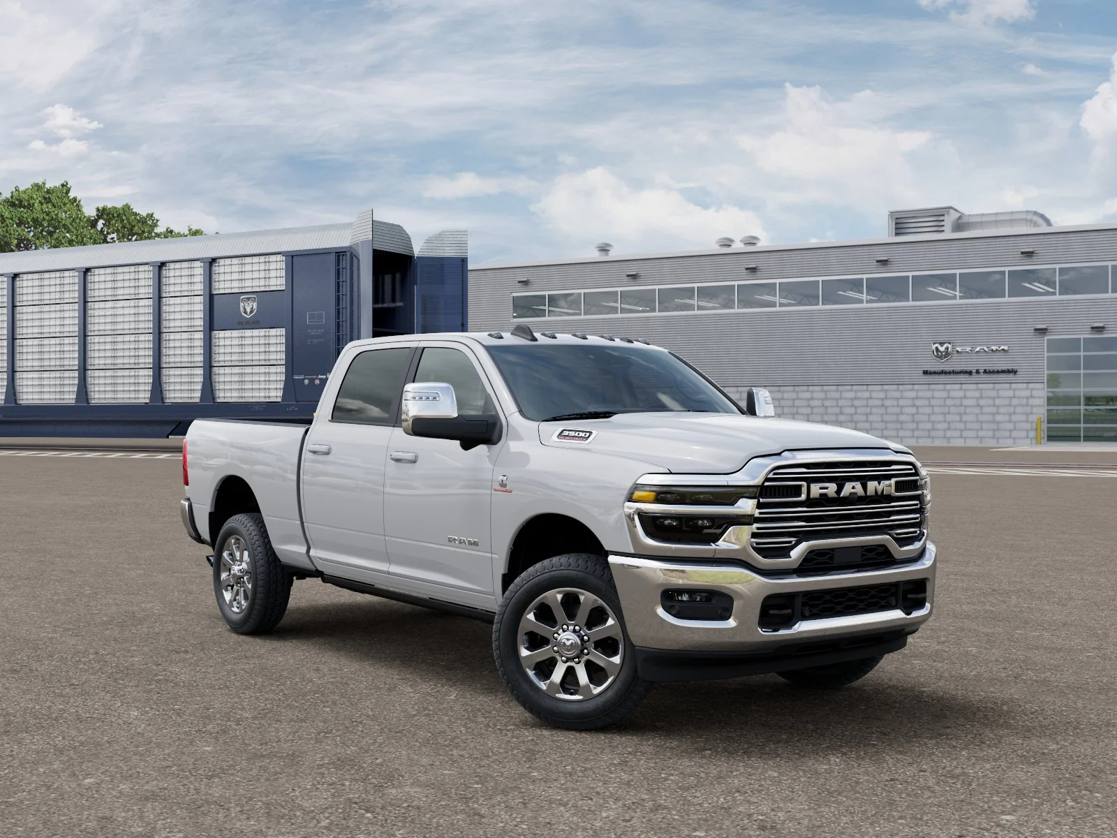 New 2026 Bright White Clear-Coat Exterior Paint RAM LARAMIE image 3