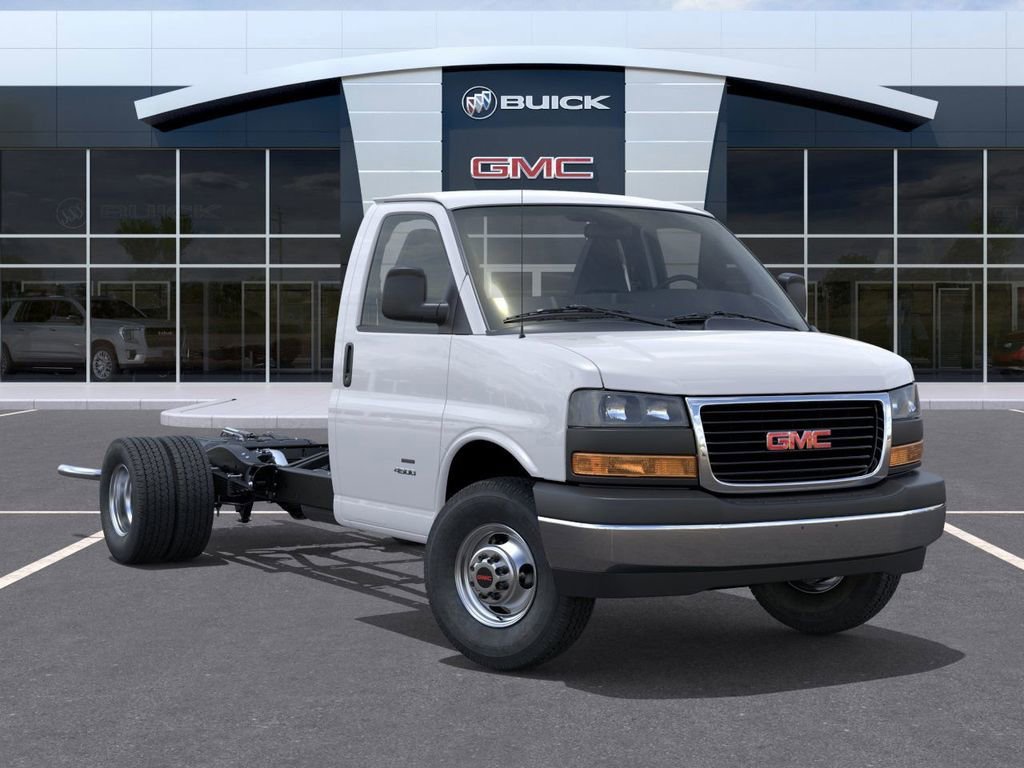 New 2026 GMC Savana Cutaway 4500 4500 Van