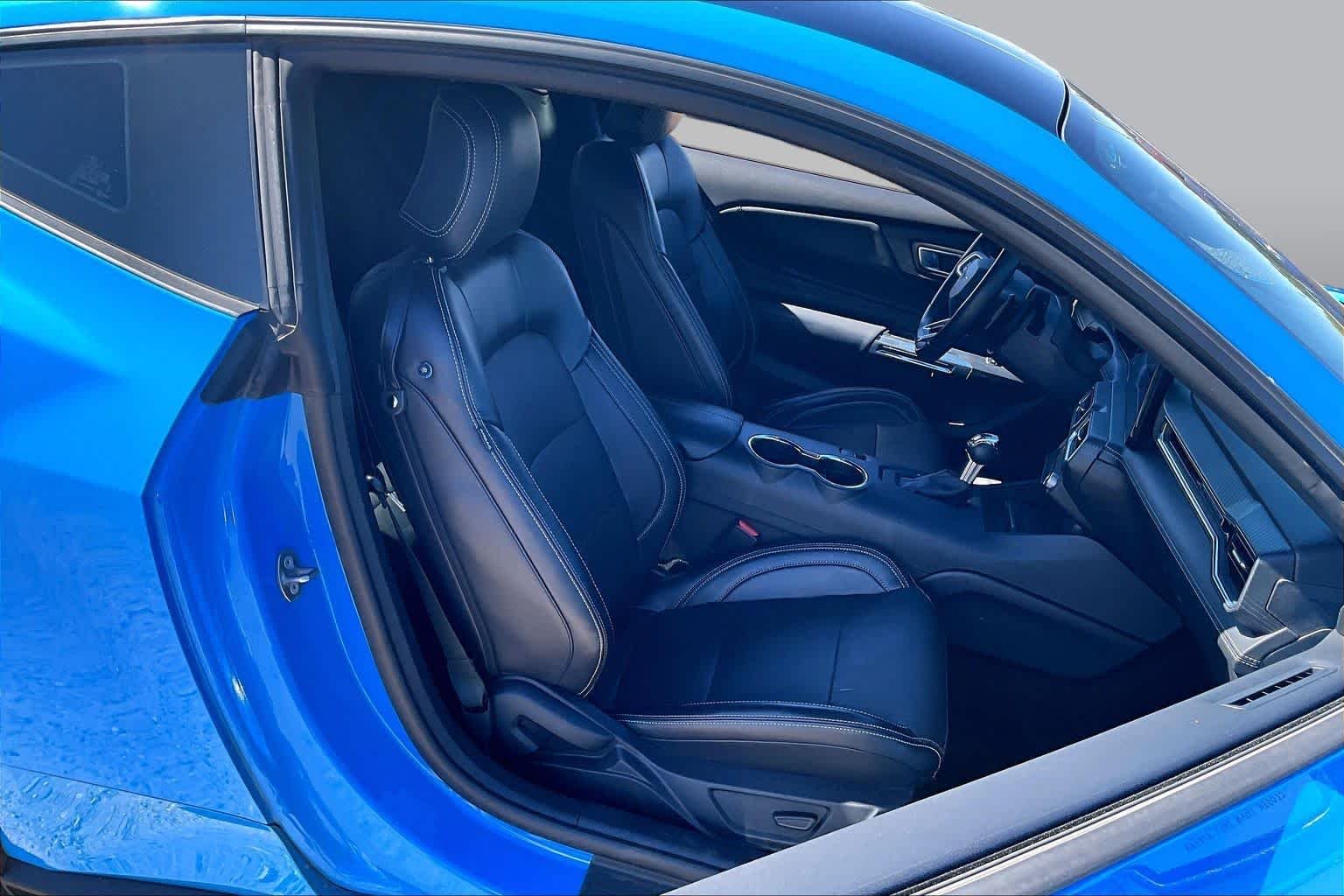 Used 2024 Grabber Blue Metallic Ford GT Premium image 7