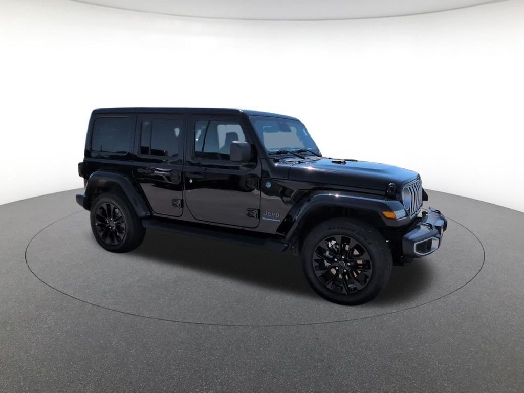 Used 2025 Black Jeep Sahara 4xe image 6