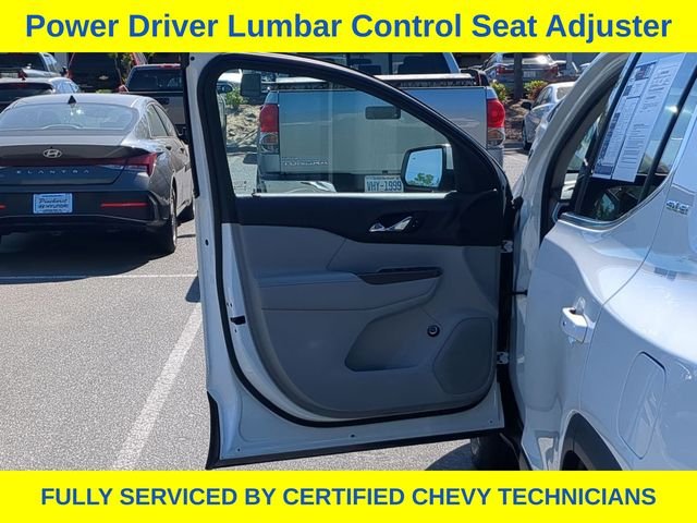 Used 2023 White GMC SLE image 22