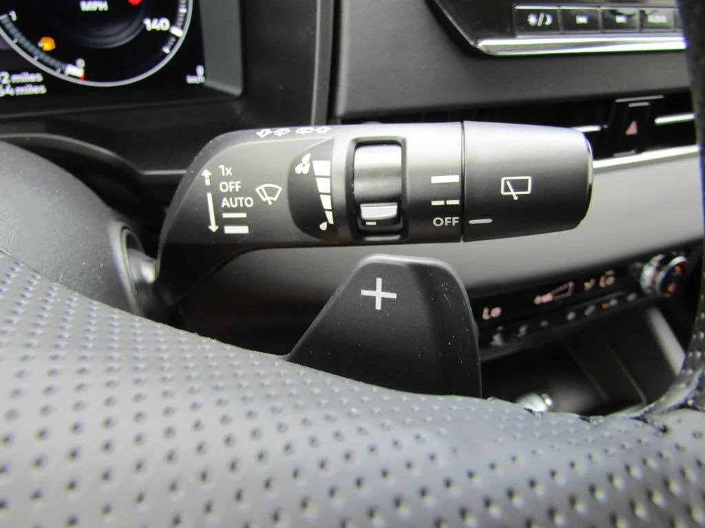 2025 Mitsubishi Outlander Plug-in Hybrid SE - Photo 21