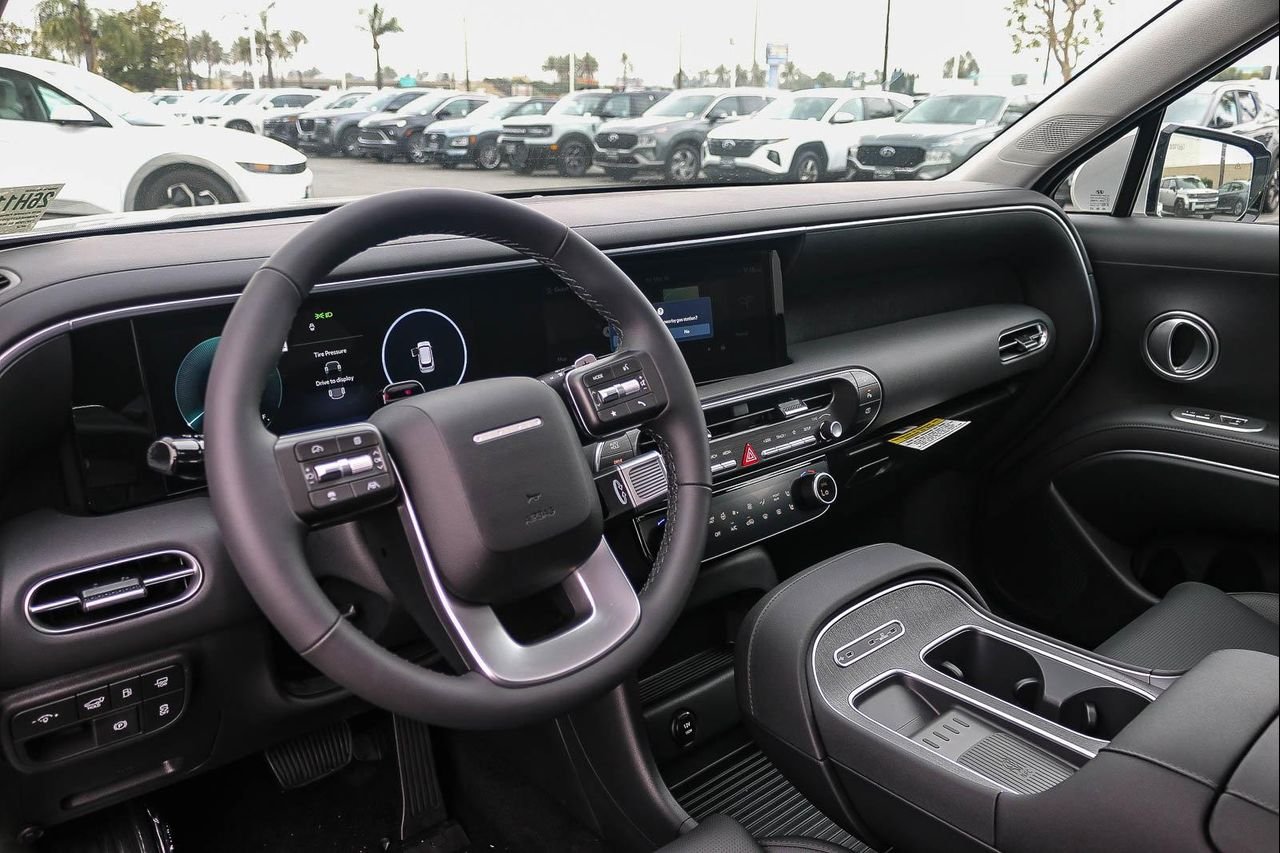 New 2026 Silver Hyundai SEL Premium image 52