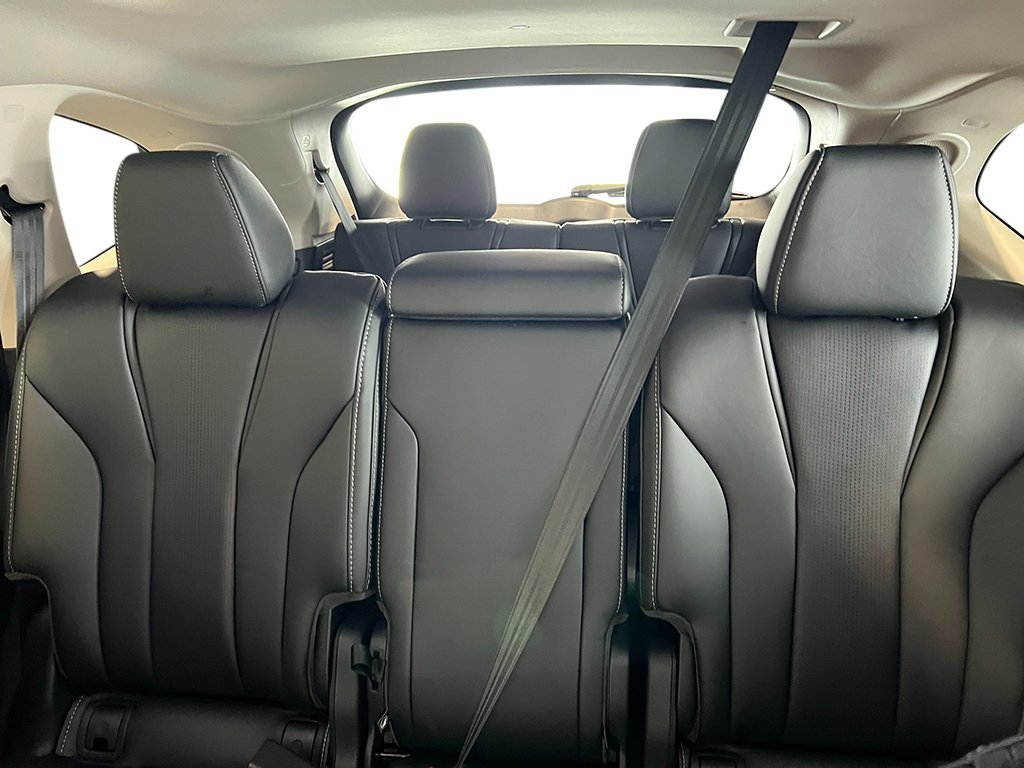 New 2026 Solar Silver Metallic Acura w/Technology Package image 30