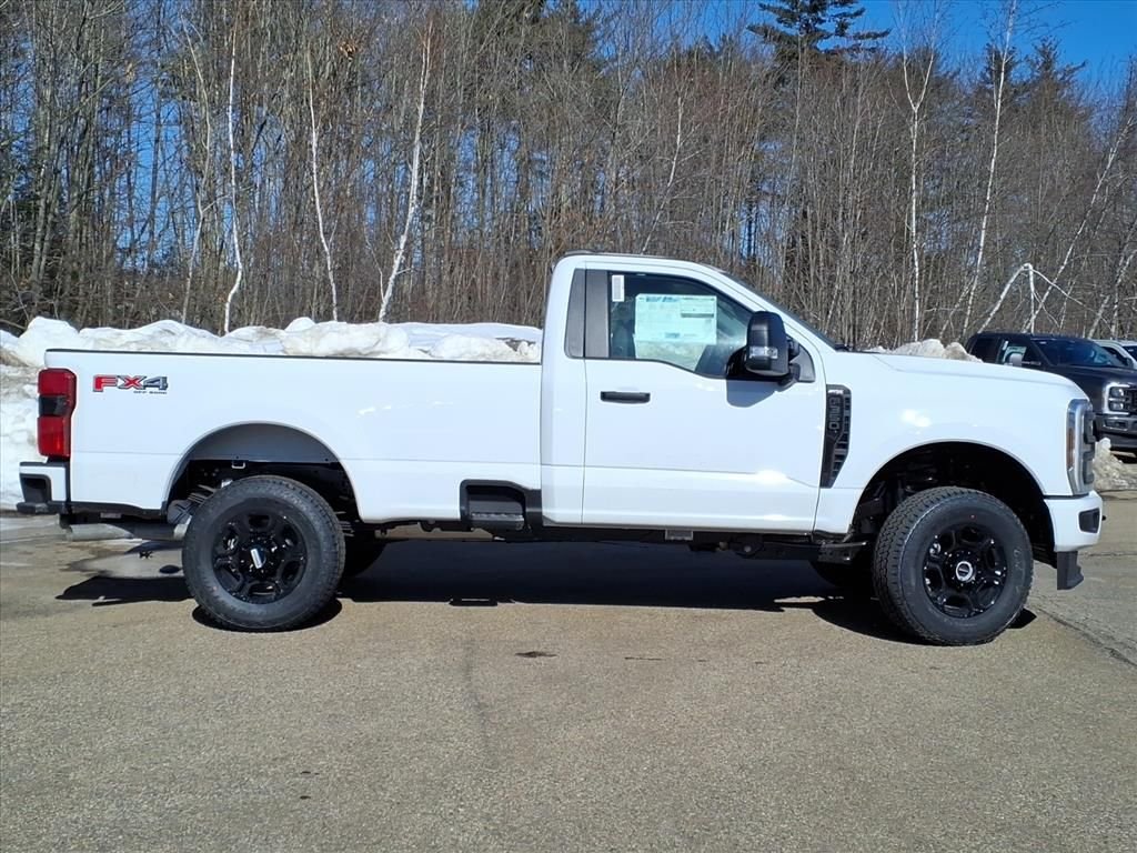 New 2026 Oxford White Ford F-350® XL image 4