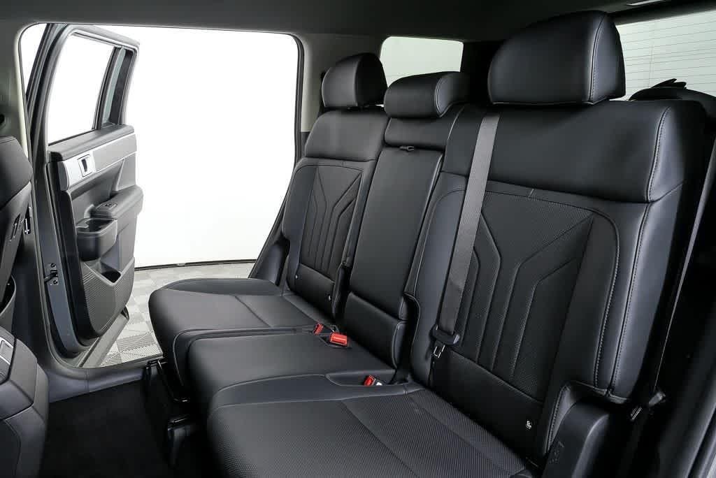 New 2026 Hampton Gray Hyundai SEL image 55