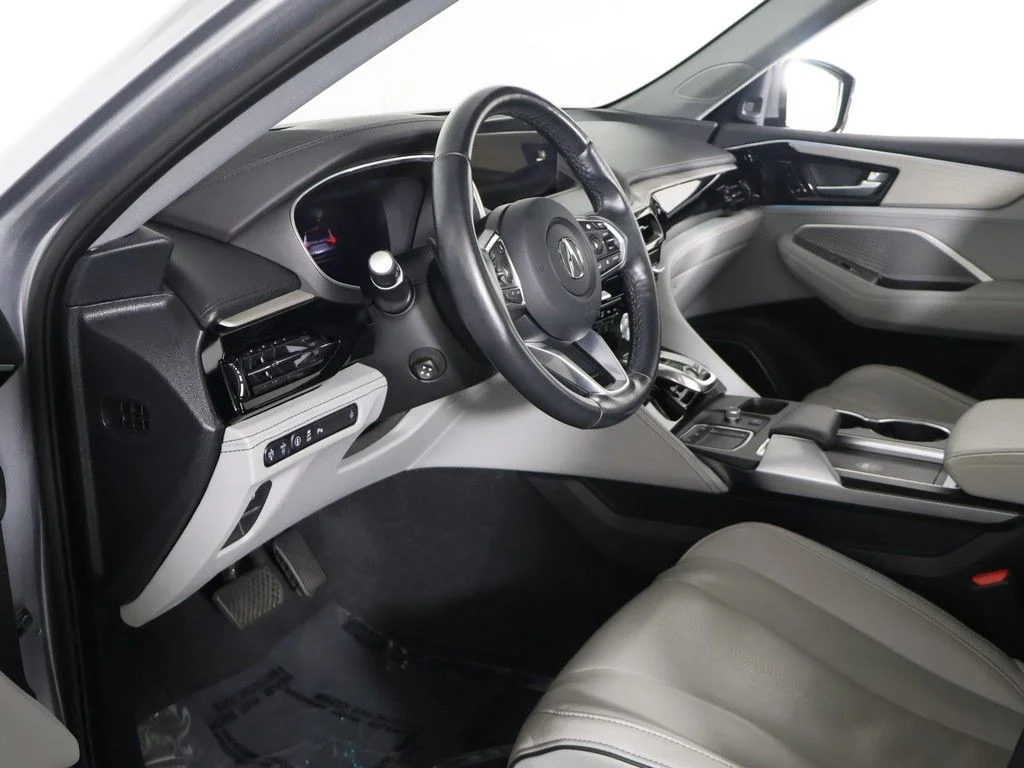 Used 2022 Silver Acura Advance image 28