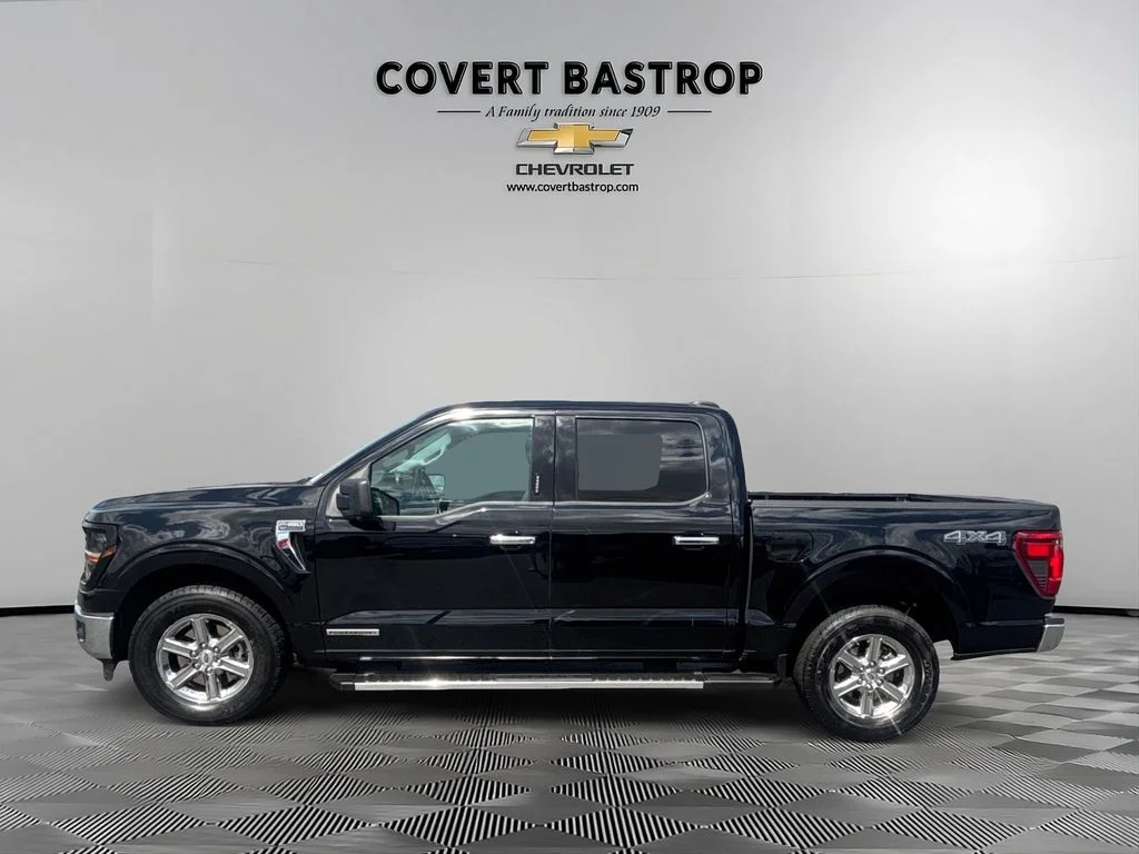 Used 2024 Black Ford XLT image 3