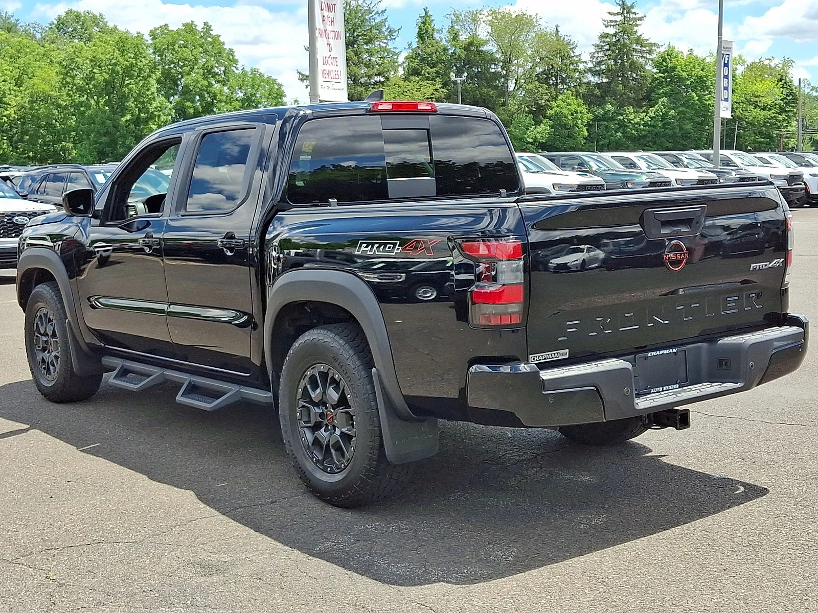 Used 2023 Black Nissan PRO-4X image 4