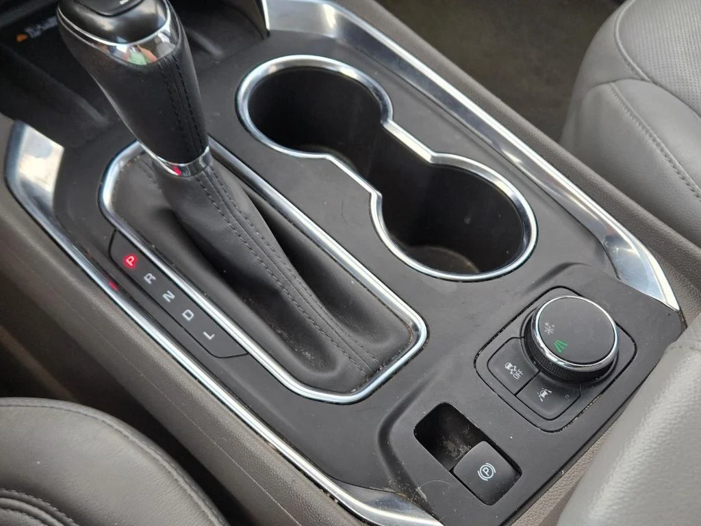 Used 2019 Beige Chevrolet Premier image 29