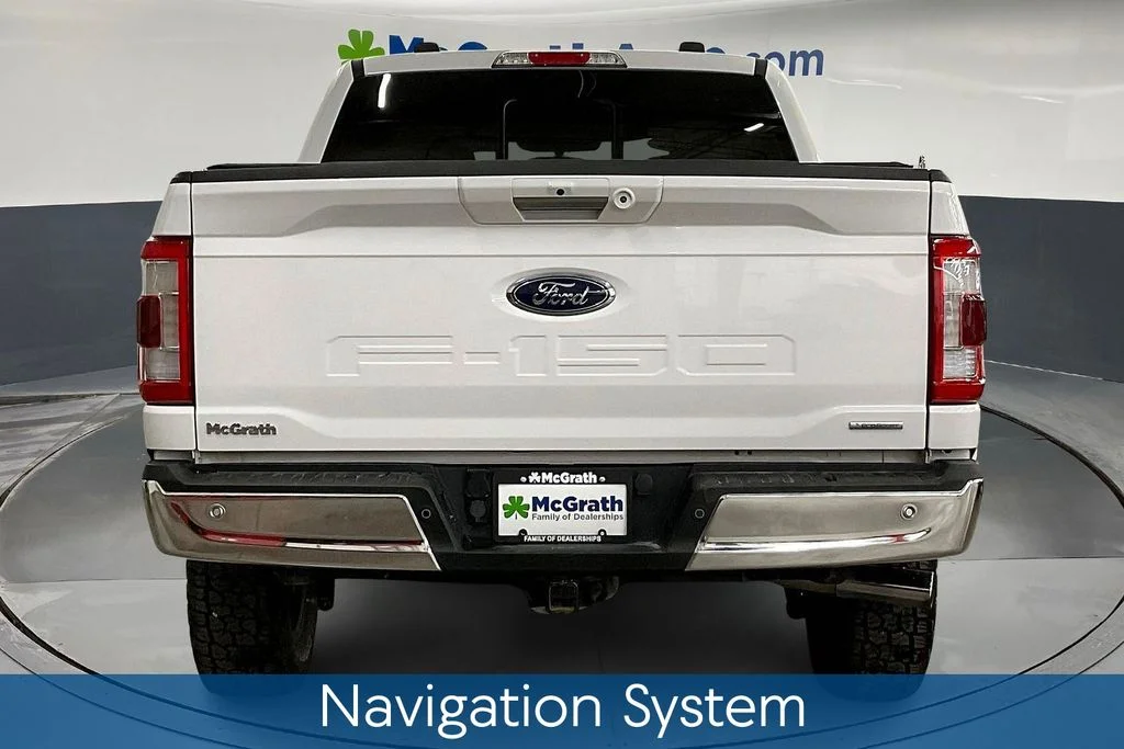 Used 2021 White Ford Lariat image 6