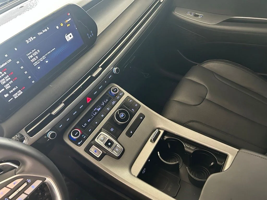 Used 2025 Gray Hyundai SEL image 46