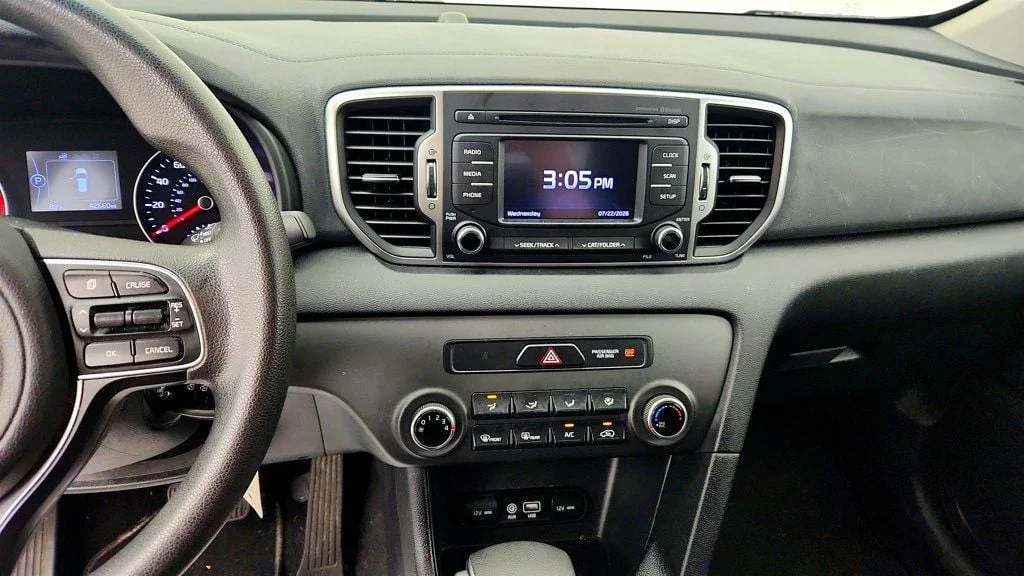 Used 2019 Pacific Blue Kia LX AWD image 16