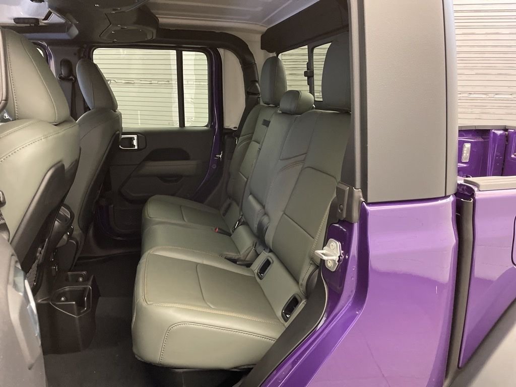 New 2026 Reign Exterior Paint Jeep Mojave image 16