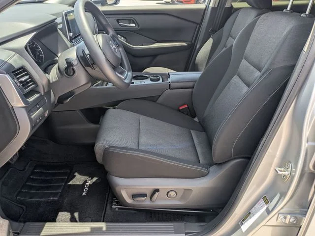Used 2024 Silver Nissan SV image 14