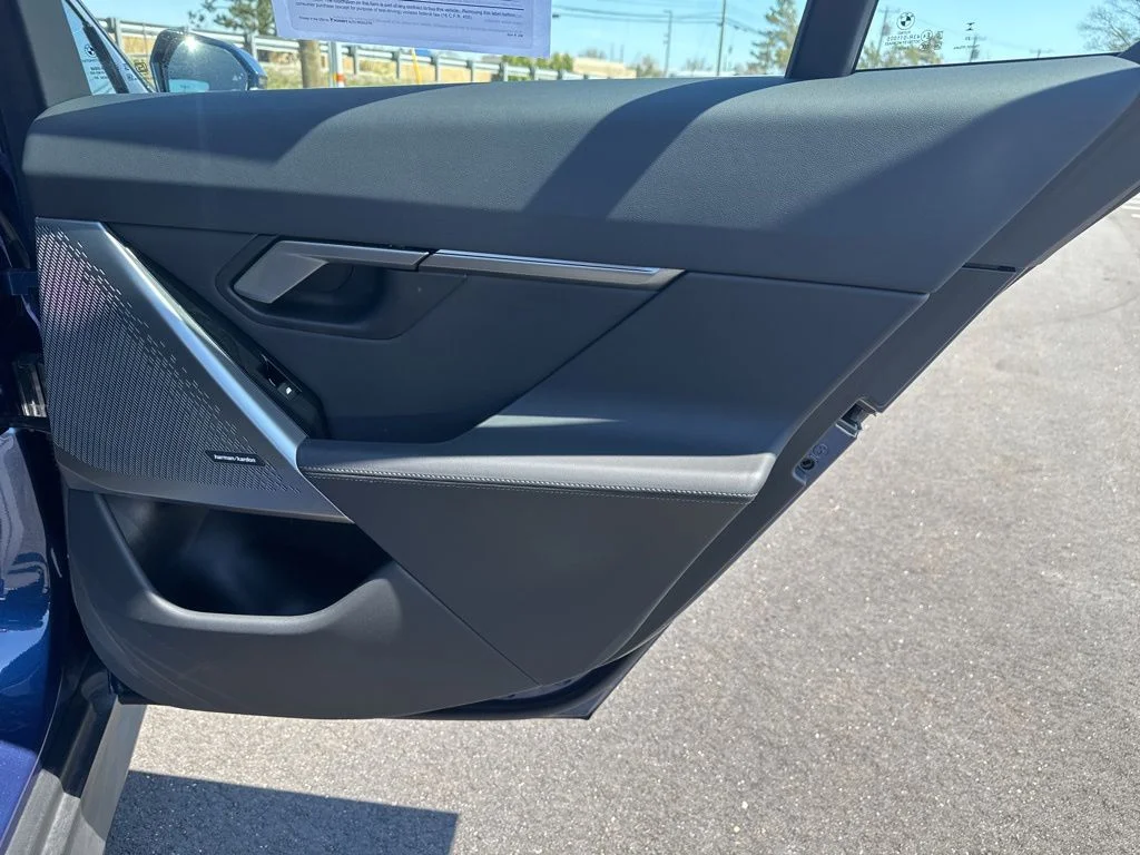 2026 BMW 5 Series 540i - Photo 25