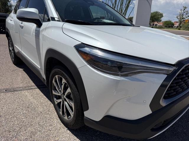 Certified Used 2023 WIND CHILL PEARL* Toyota  image 15