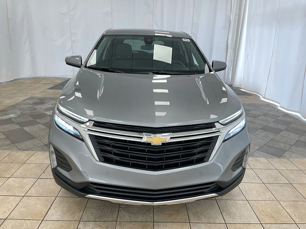 Used 2024 Sterling Gray Metallic Chevrolet LT image 30