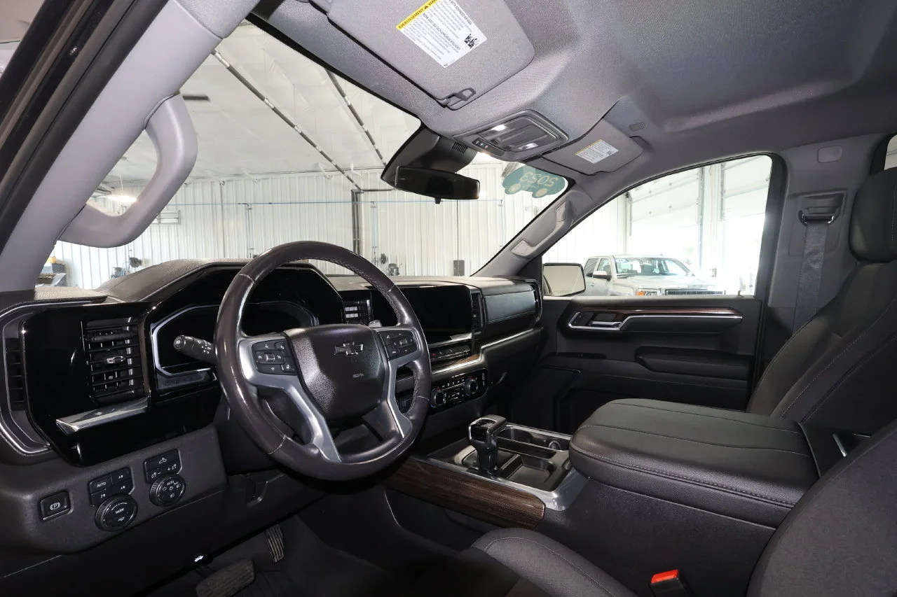 Used 2023 DARK ASH METALLIC Chevrolet LT Trail Boss image 9