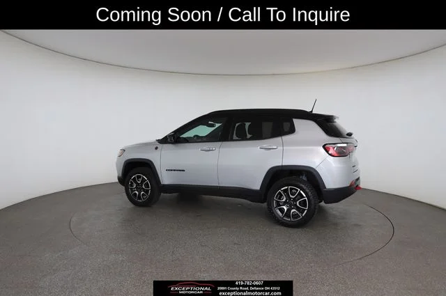 2025 Jeep Compass Trailhawk - Photo 12