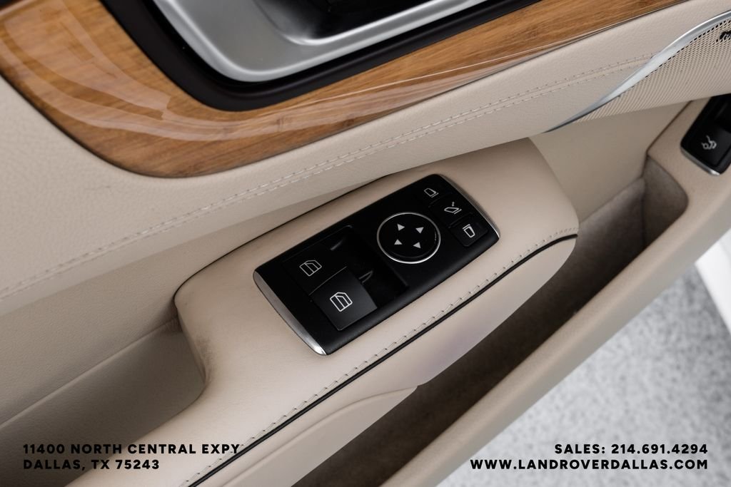 Used 2018 White Mercedes-Benz SL 550 image 47