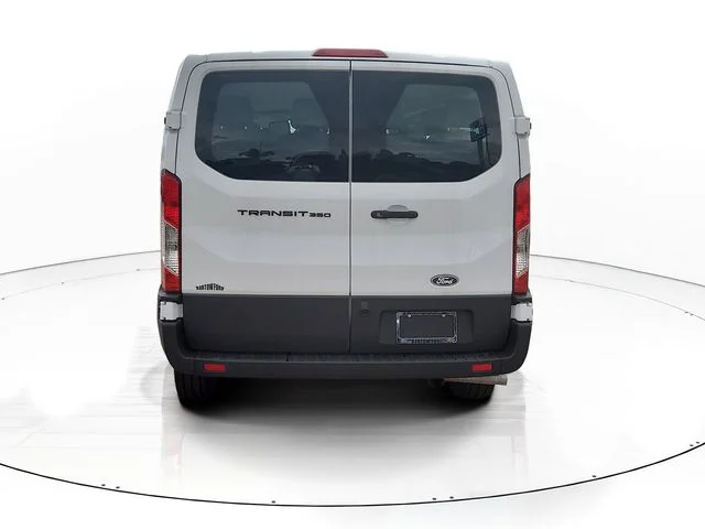 New 2026 Oxford White Ford XL image 6