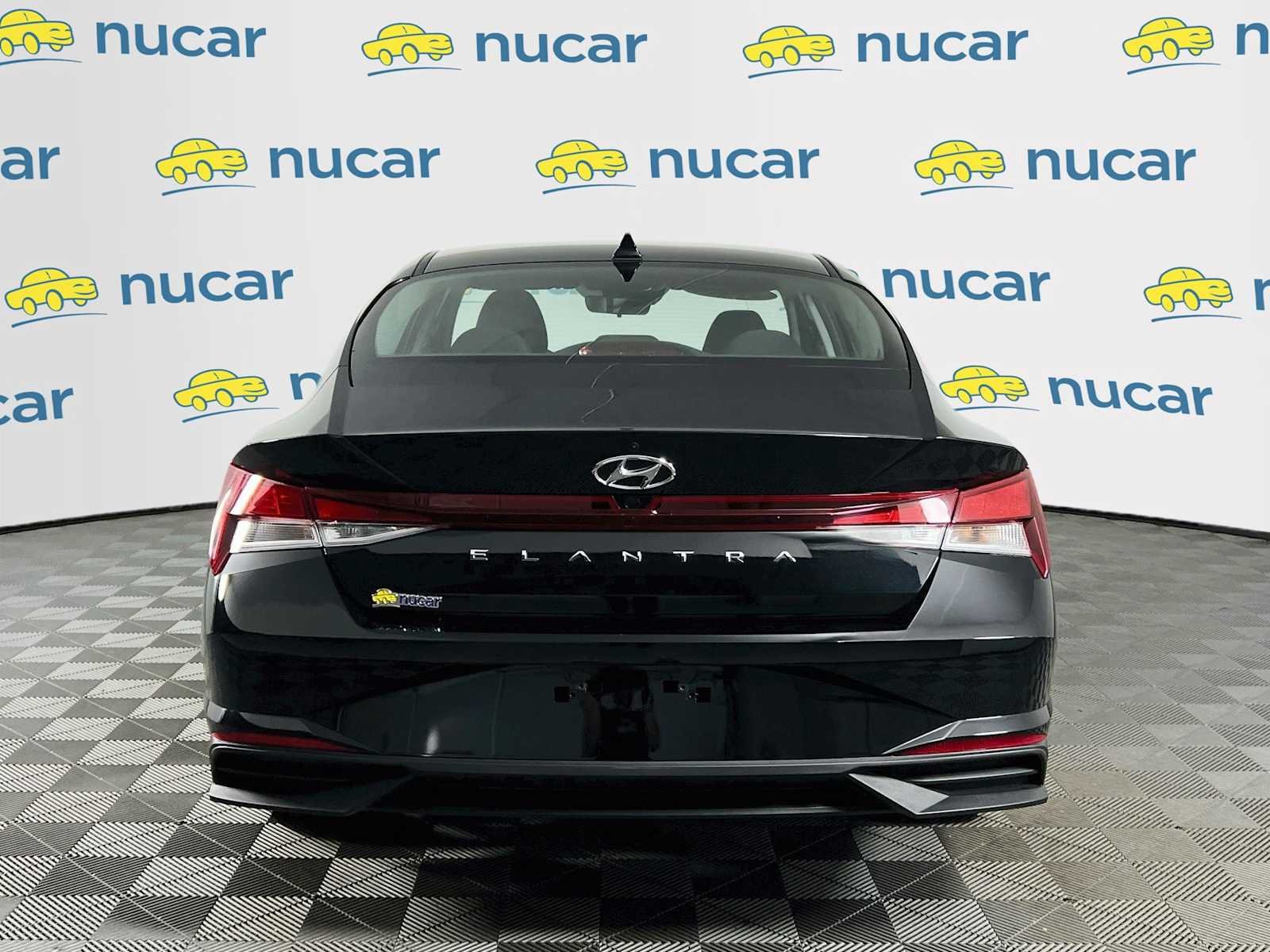 Used 2023 Onyx Black Hyundai SEL image 6