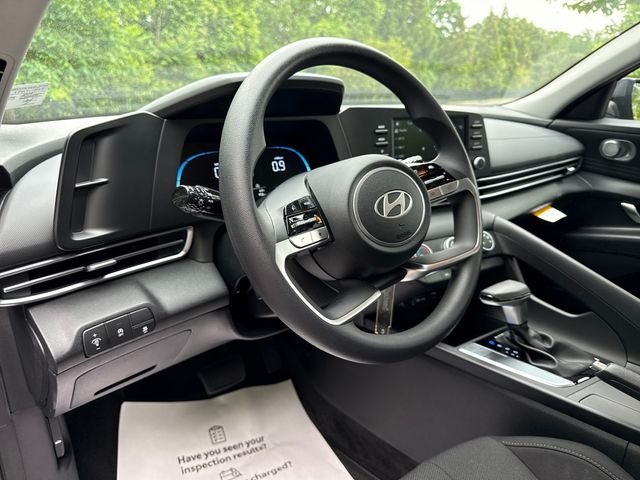 2026 Hyundai Elantra SE - Photo 14