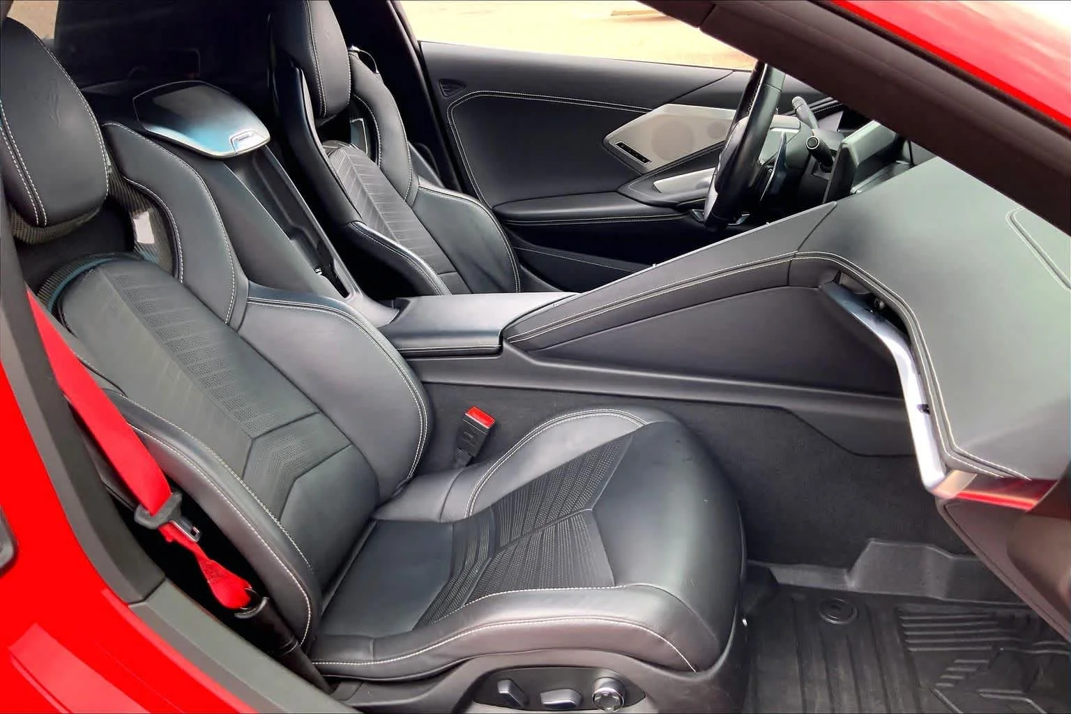 2021 Chevrolet Corvette 2LT - Photo 9