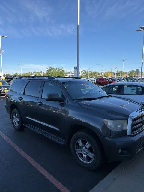 Used 2016 Gray Toyota SR5 image 7