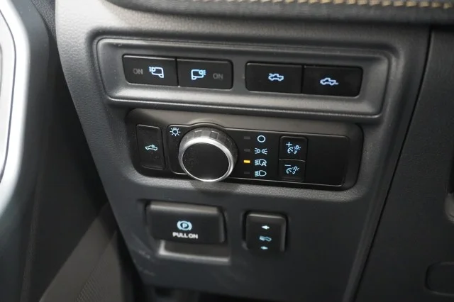 Used 2023  Ford Pro image 30