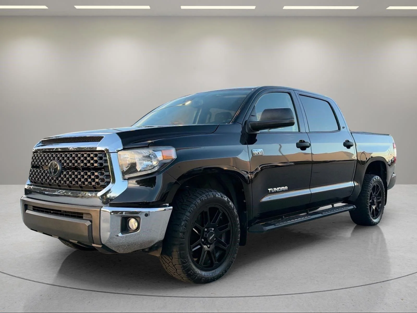 Used 2021 Midnight Black Metallic Toyota SR5 image 1