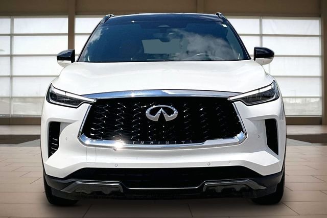Used 2023 Black INFINITI Autograph image 3