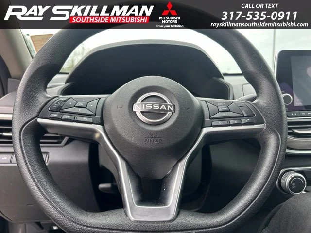 Used 2024 Gray Nissan 2.5 SV image 18