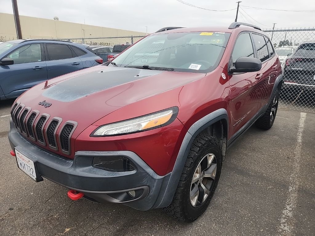Used 2017 Red Jeep Trailhawk image 3