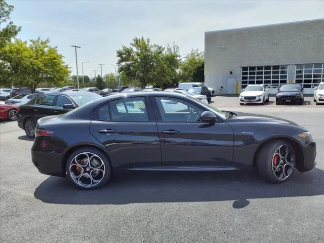 Used 2024 Black Alfa Romeo Veloce image 2