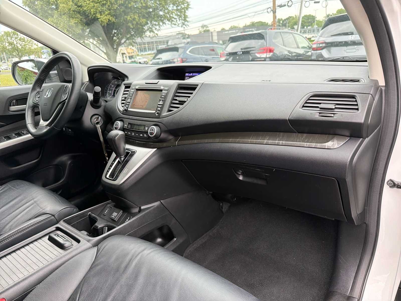 Used 2014 White Diamond Pearl Honda EX-L image 16
