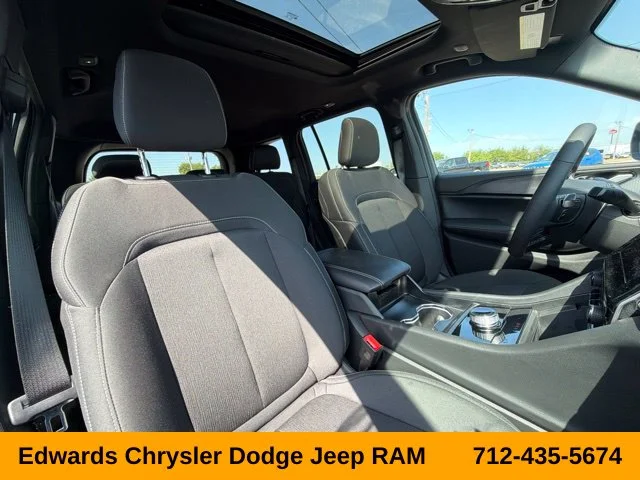 Used 2024 Gray Jeep Overland image 35